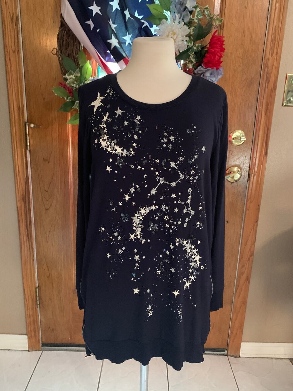 CHICO'S NAVY SWEATER TUNIC SILVER METALLIC STARS SIDE ZIPPERS SIZE 2 (12/14)